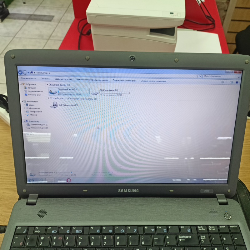 Моноблок Samsung R528