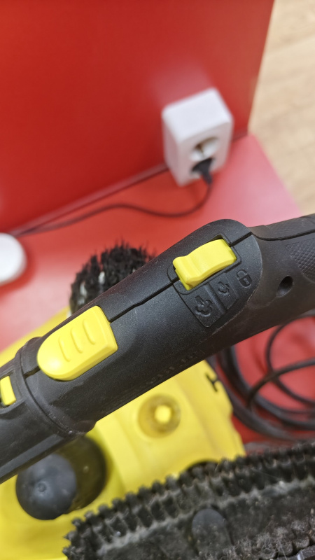 Отпариватель Karcher SC1