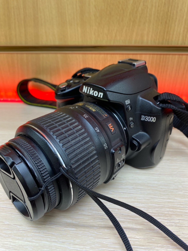 Фотоаппарат Nikon D3000