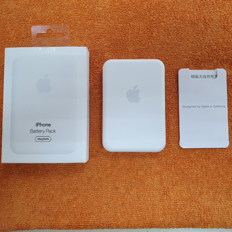 Внешний аккумулятор Apple MAGSAFE