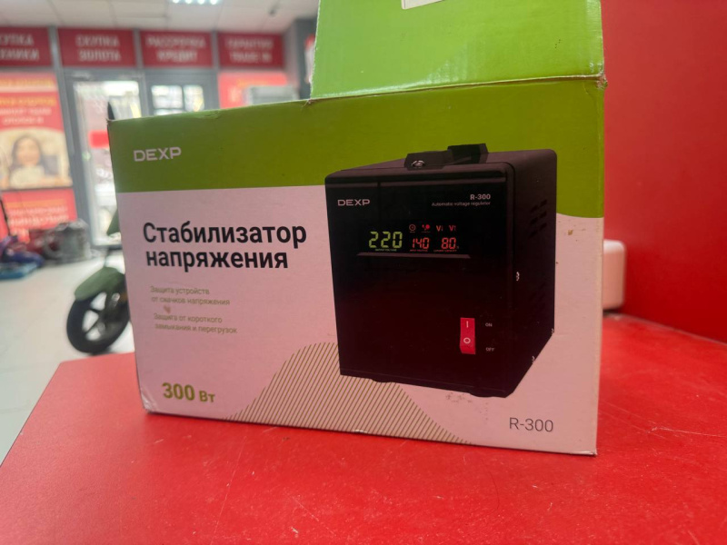 Стабилизатор напряжения Стабилизатор DEXP R-300